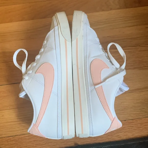 Nike Court Legacy White and Peach Accent Sneakers - Picture 5 of 7